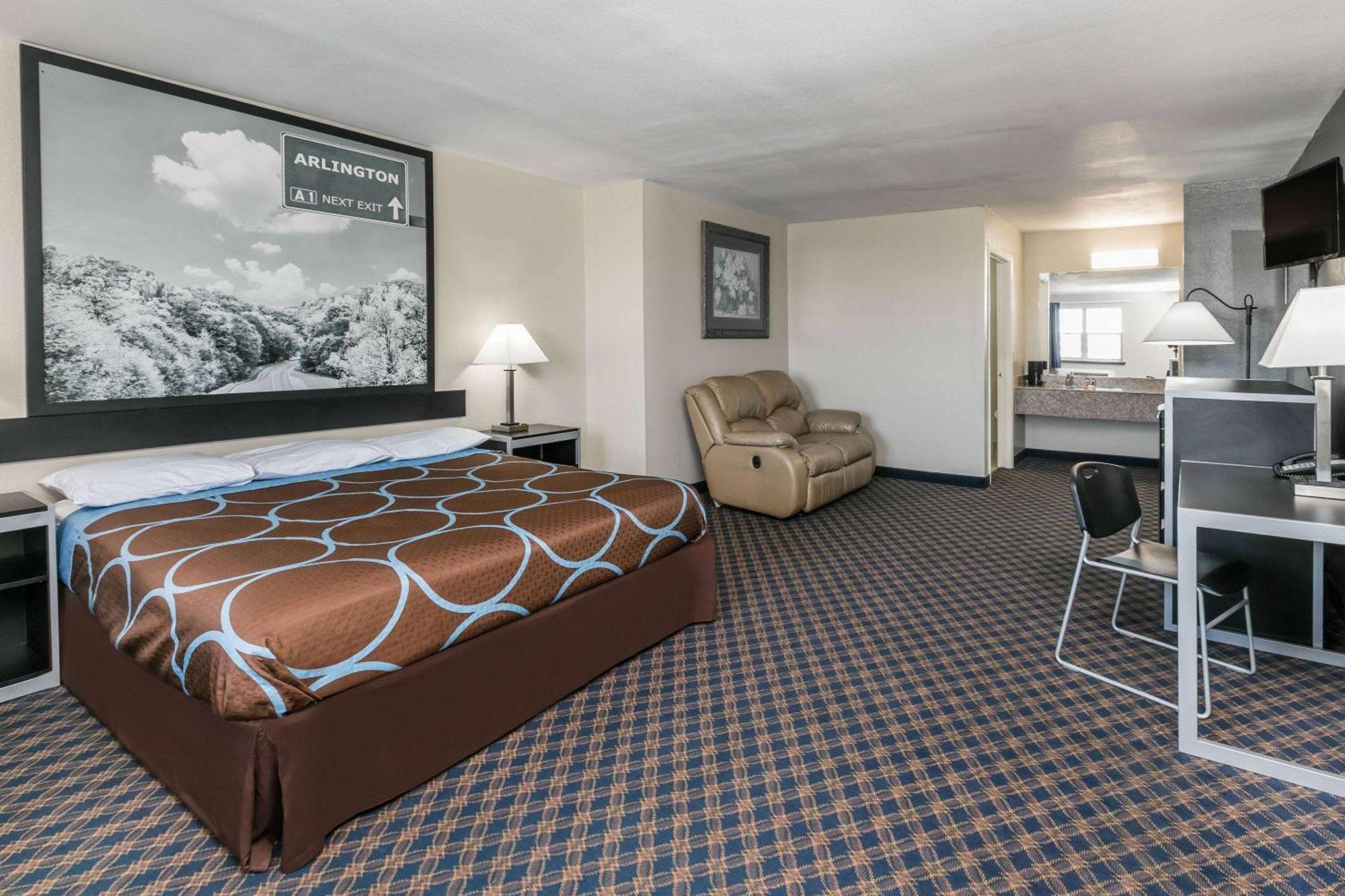 Super 8 By Wyndham Near At&t Stadium Arlington